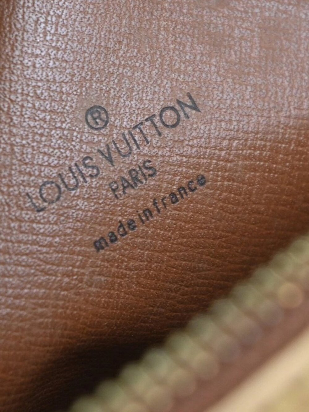 LOUIS VUITTON Danube Shoulder Bag Epi Leather Brown France M11910 67MA674 - Picture 14 of 15